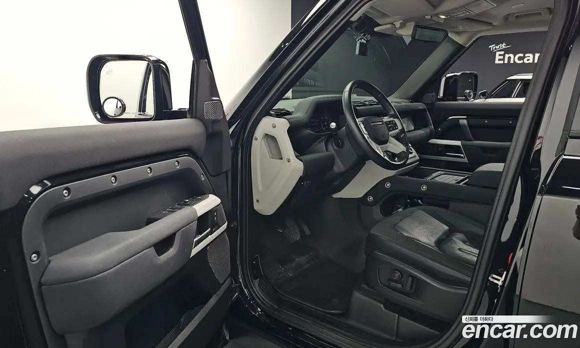 Land Rover Defender 2020 2.0 автомат (гидро), фото 13 Land Rover Defender 2020 2.0 автомат (гидро), фото 13