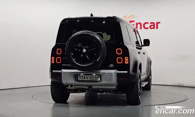 Land Rover Defender 2020 2.0 автомат (гидро), миниатюра 4 Land Rover Defender 2020 2.0 автомат (гидро), миниатюра 4