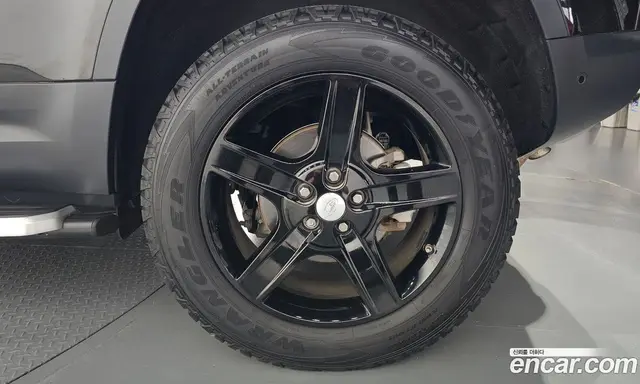 Land Rover Defender 2020 2.0 автомат (гидро), миниатюра 7 Land Rover Defender 2020 2.0 автомат (гидро), миниатюра 7