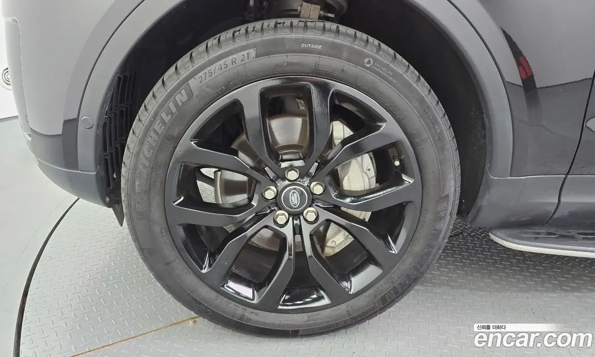 Land Rover Discovery 2019 3.0 автомат (гидро), фото 5 Land Rover Discovery 2019 3.0 автомат (гидро), фото 5