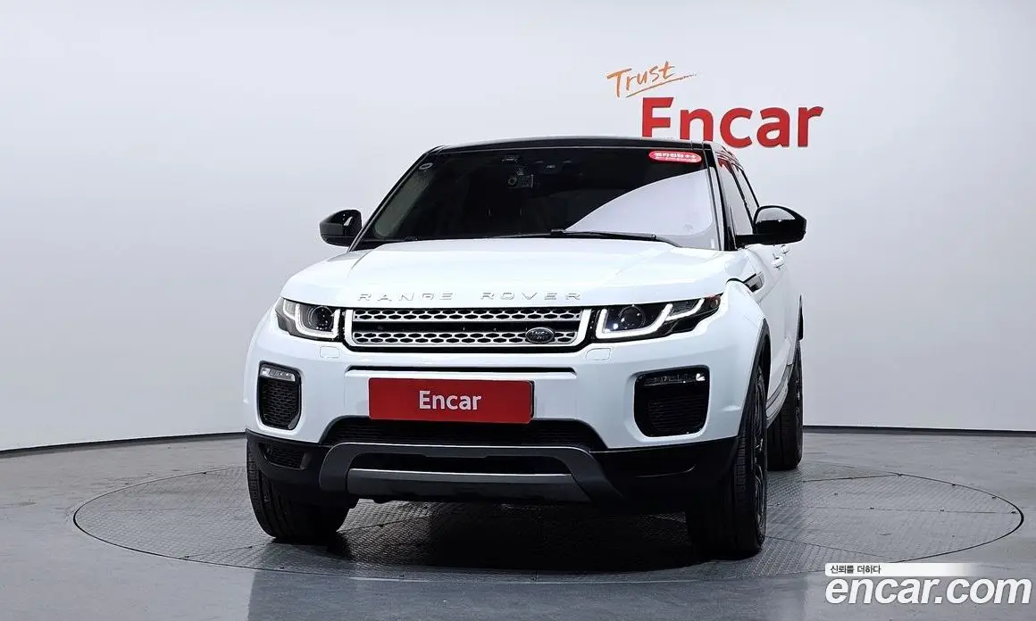Land Rover Range Rover Evoque 2018 2.0 автомат (гидро), фото 2 Land Rover Range Rover Evoque 2018 2.0 автомат (гидро), фото 2