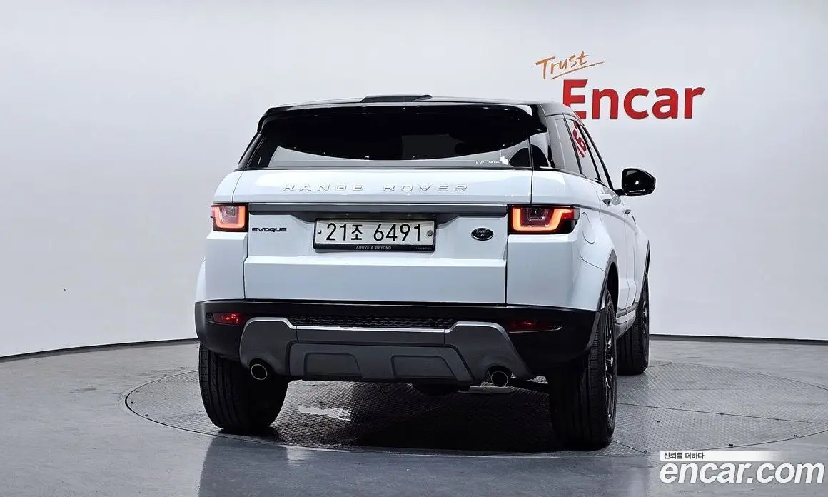 Land Rover Range Rover Evoque 2018 2.0 автомат (гидро), фото 3 Land Rover Range Rover Evoque 2018 2.0 автомат (гидро), фото 3
