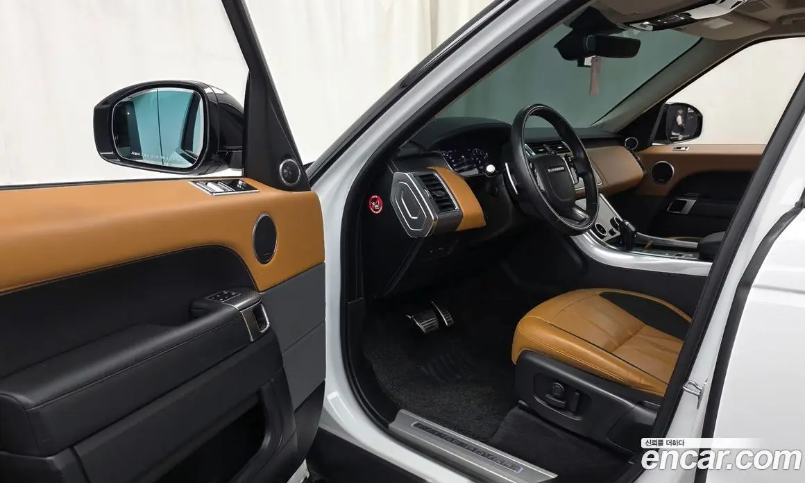 Land Rover Range Rover Sport 2021 3.0 автомат (гидро), фото 13