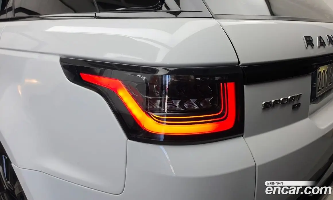 Land Rover Range Rover Sport 2021 3.0 автомат (гидро), фото 9