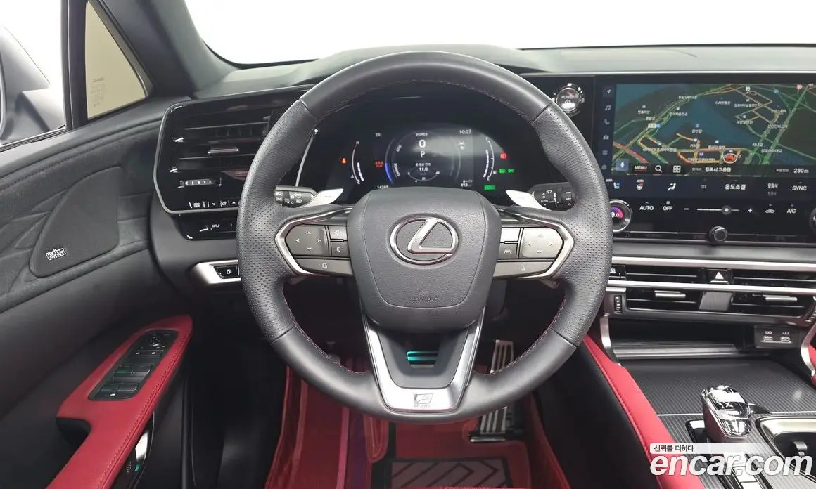 Lexus RX 2024 2.4 автомат (гидро), фото 17