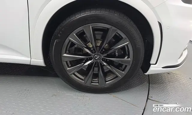 Lexus RX 2024 2.4 автомат (гидро), миниатюра 6