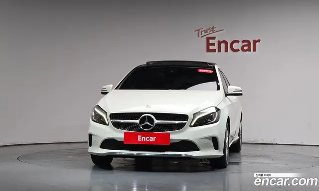 Mercedes-Benz A-Class 2016 1.6 автомат (гидро), миниатюра 2 Mercedes-Benz A-Class 2016 1.6 автомат (гидро), миниатюра 2