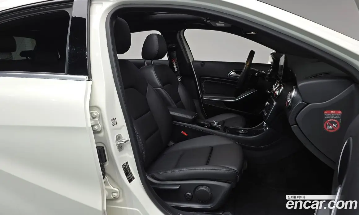 Mercedes-Benz A-Class 2016 1.6 автомат (гидро), фото 16 Mercedes-Benz A-Class 2016 1.6 автомат (гидро), фото 16
