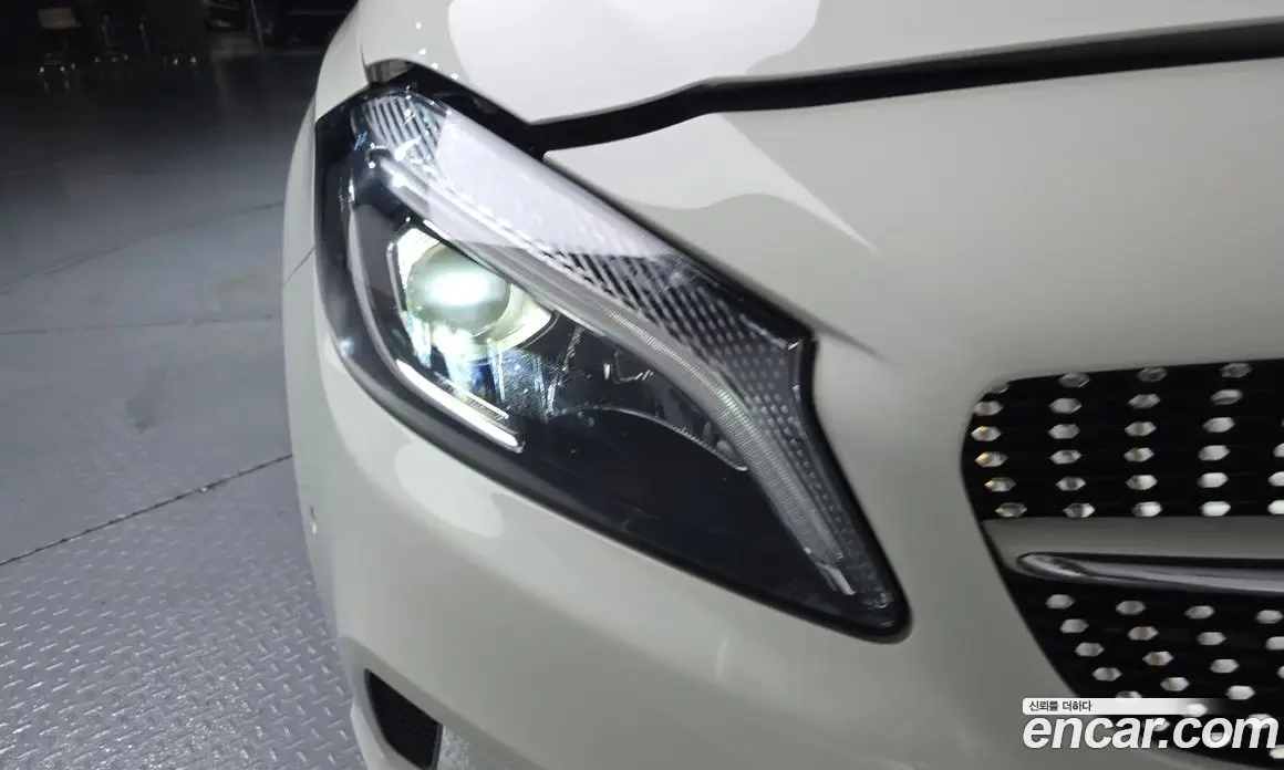 Mercedes-Benz A-Class 2016 1.6 автомат (гидро), фото 7 Mercedes-Benz A-Class 2016 1.6 автомат (гидро), фото 7