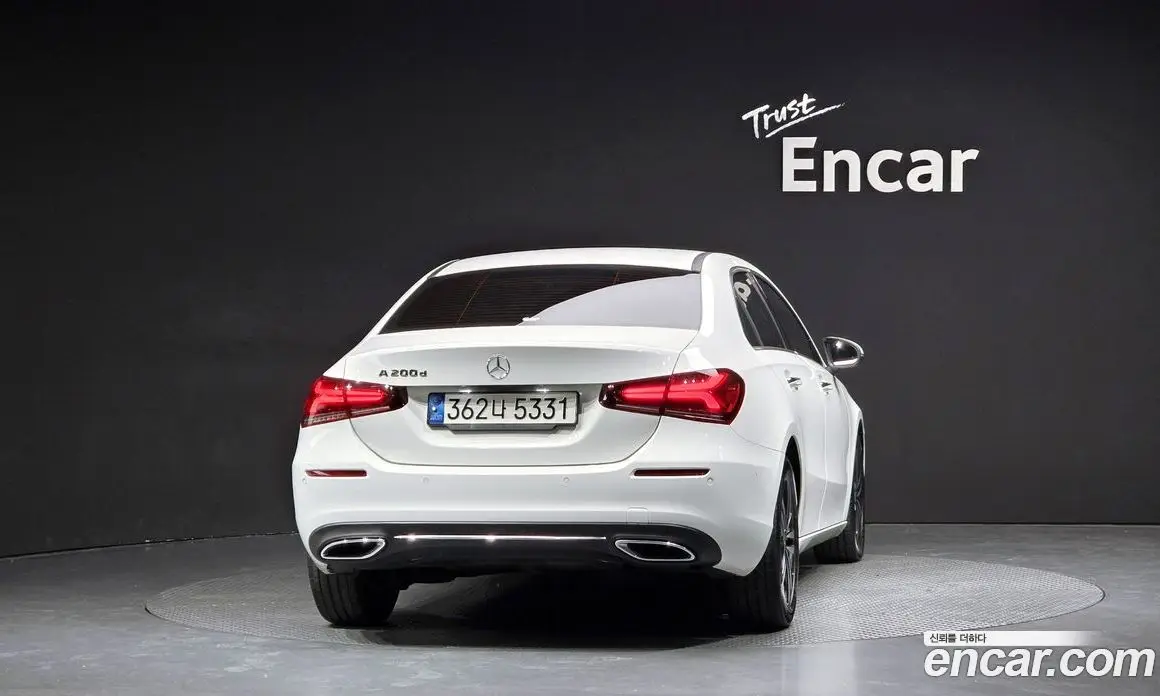 Mercedes-Benz A-Class 2021 1.9 автомат (гидро), фото 3 Mercedes-Benz A-Class 2021 1.9 автомат (гидро), фото 3