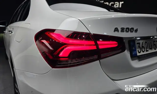 Mercedes-Benz A-Class 2021 1.9 автомат (гидро), миниатюра 8 Mercedes-Benz A-Class 2021 1.9 автомат (гидро), миниатюра 8