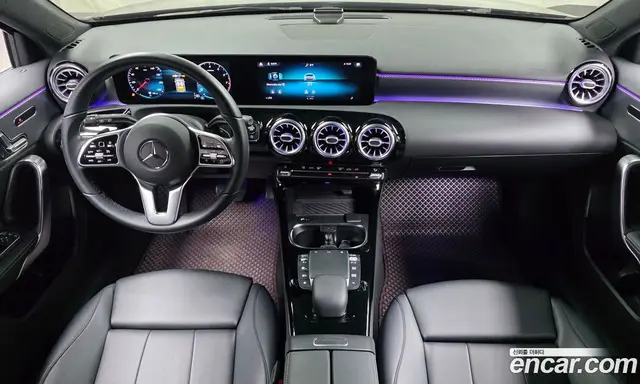 Mercedes-Benz A-Class 2021 2.0 автомат (гидро), миниатюра 9
