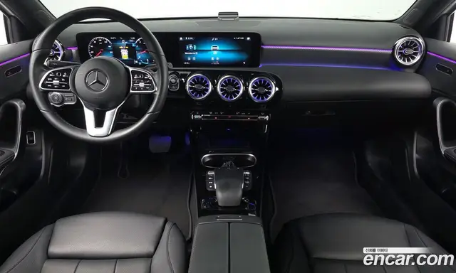Mercedes-Benz A-Class 2022 2.0 автомат (гидро), миниатюра 9
