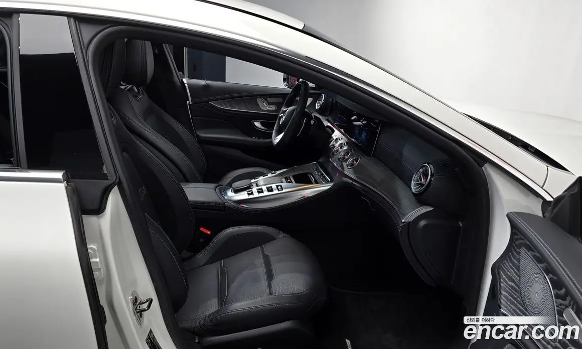 Mercedes-Benz AMG GT 2024 3.0 автомат (гидро), фото 16