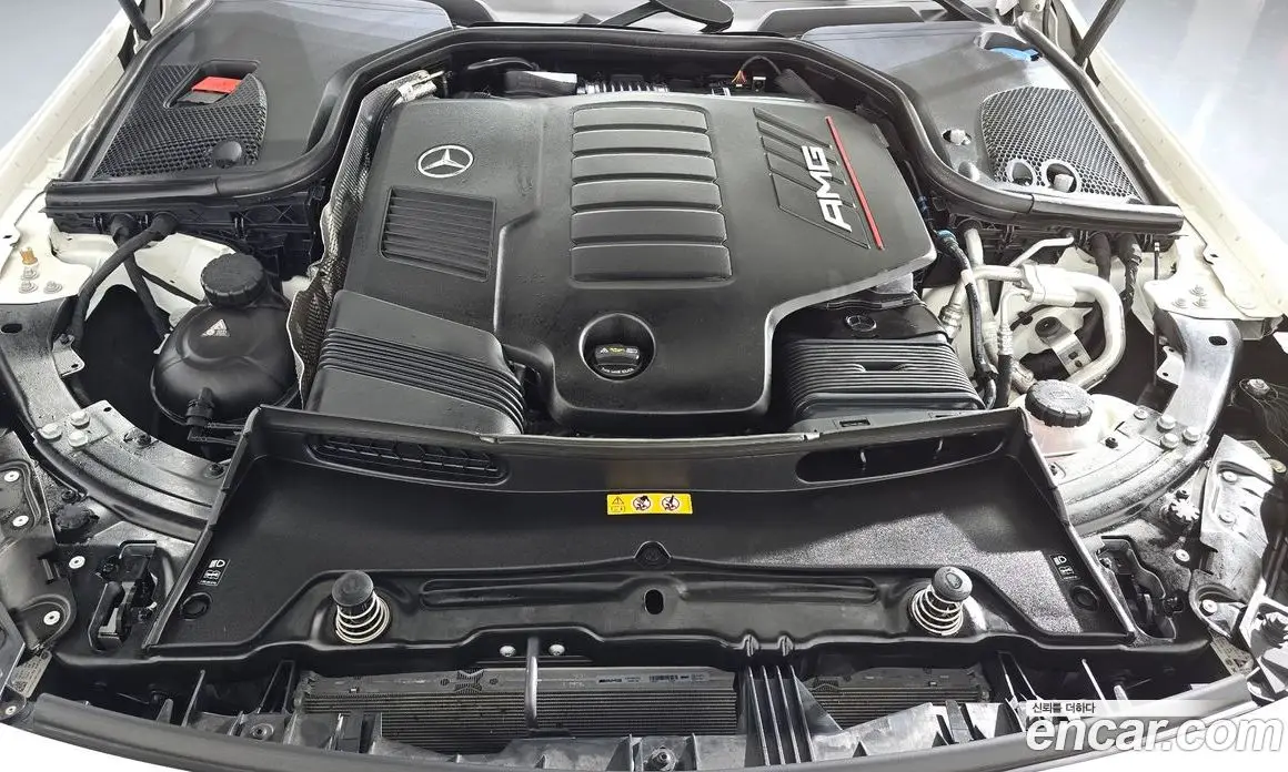 Mercedes-Benz AMG GT 2024 3.0 автомат (гидро), фото 6