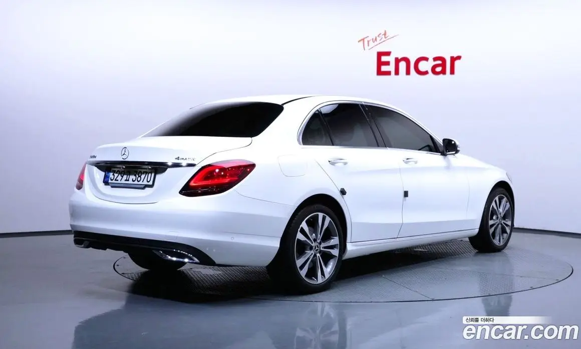 Mercedes-Benz C-Class 2021 1.9 автомат (гидро), фото 2 Mercedes-Benz C-Class 2021 1.9 автомат (гидро), фото 2