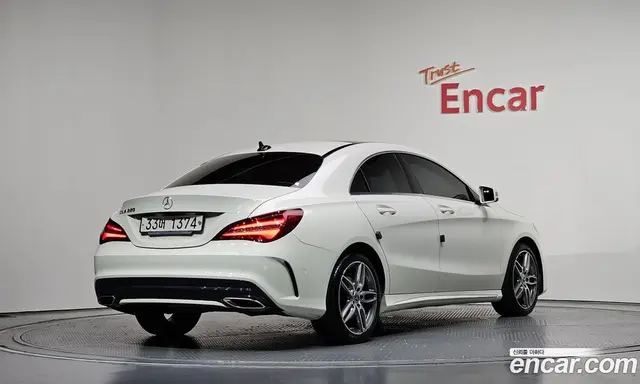 Mercedes-Benz CLA-Class 2018 2.0 автомат (гидро), миниатюра 2