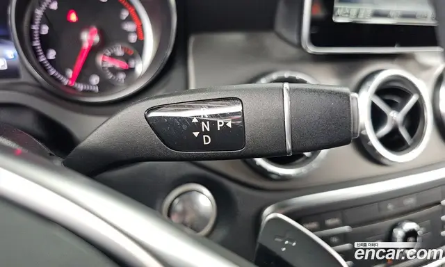 Mercedes-Benz CLA-Class 2018 2.0 автомат (гидро), миниатюра 12