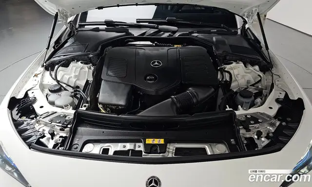 Mercedes-Benz CLE-Class 2024 2.0 автомат (гидро), миниатюра 5
