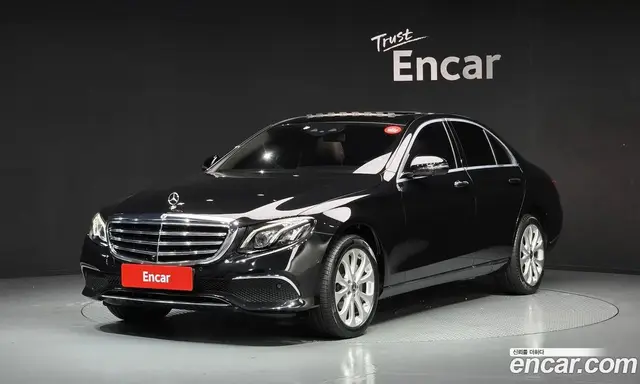 Mercedes-Benz E-Class, 2018, 58 988 км
