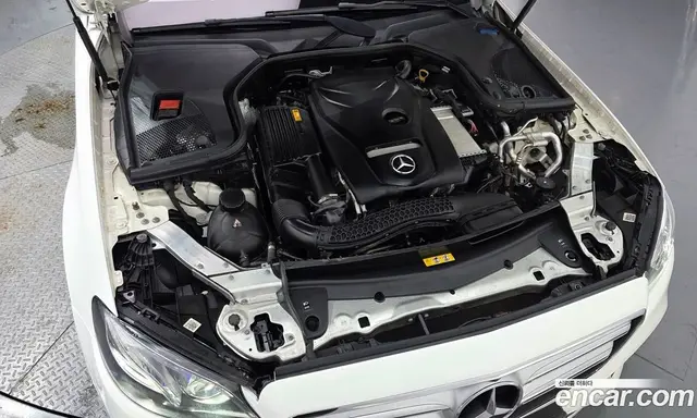 Mercedes-Benz E-Class 2018 2.0 автомат (гидро), миниатюра 6 Mercedes-Benz E-Class 2018 2.0 автомат (гидро), миниатюра 6