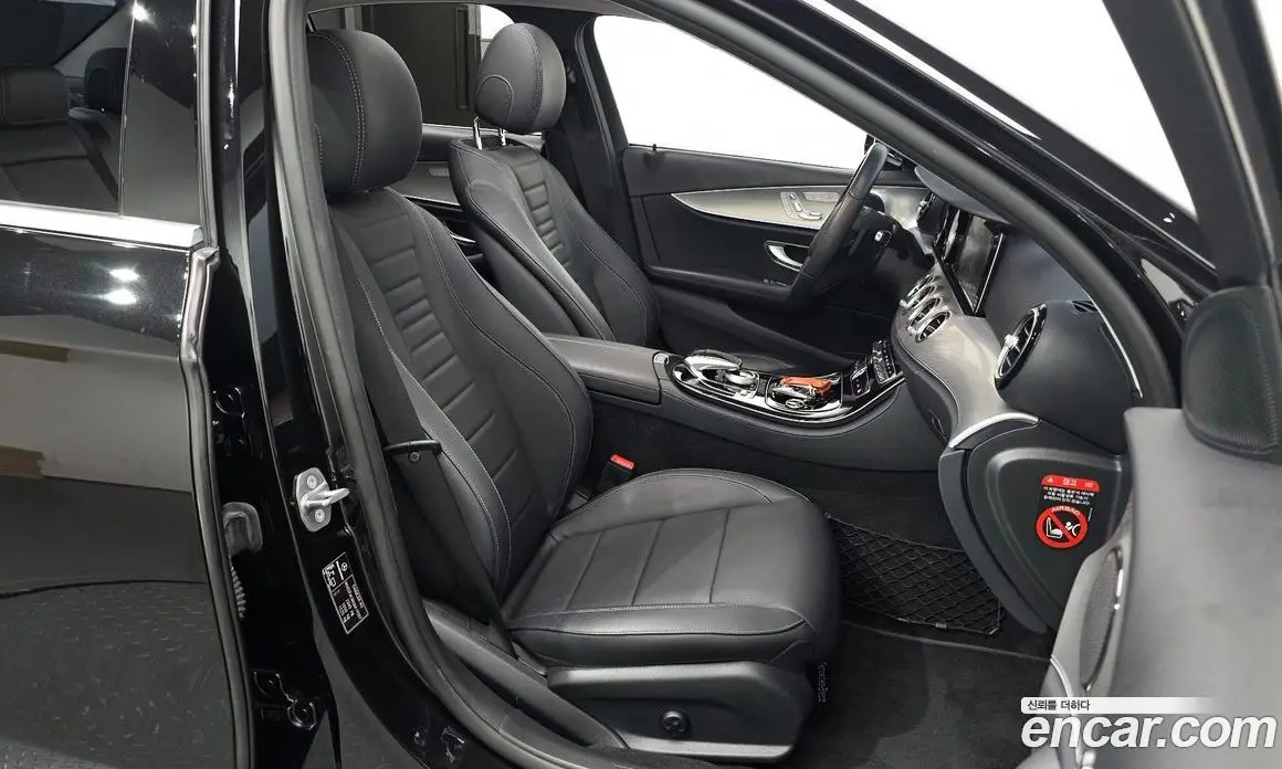 Mercedes-Benz E-Class 2018 2.0 автомат (гидро), фото 17