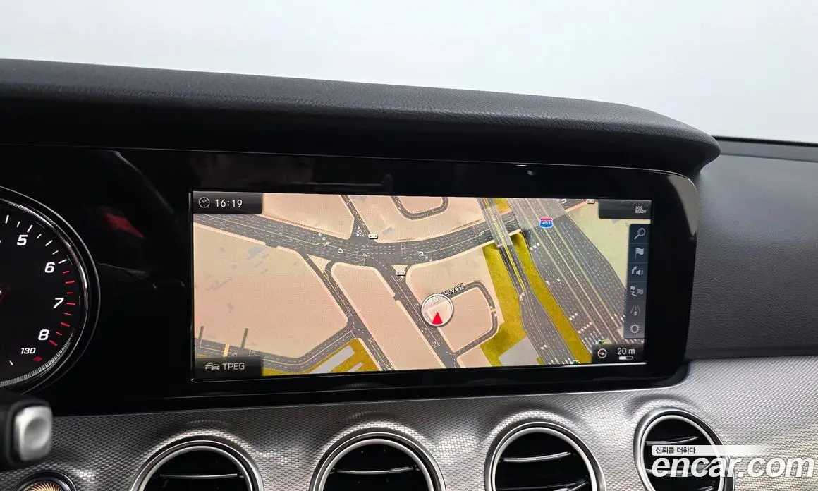 Mercedes-Benz E-Class 2018 2.0 автомат (гидро), фото 20