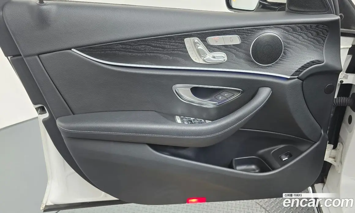 Mercedes-Benz E-Class 2019 1.9 автомат (гидро), фото 14