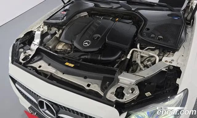 Mercedes-Benz E-Class 2019 1.9 автомат (гидро), миниатюра 6