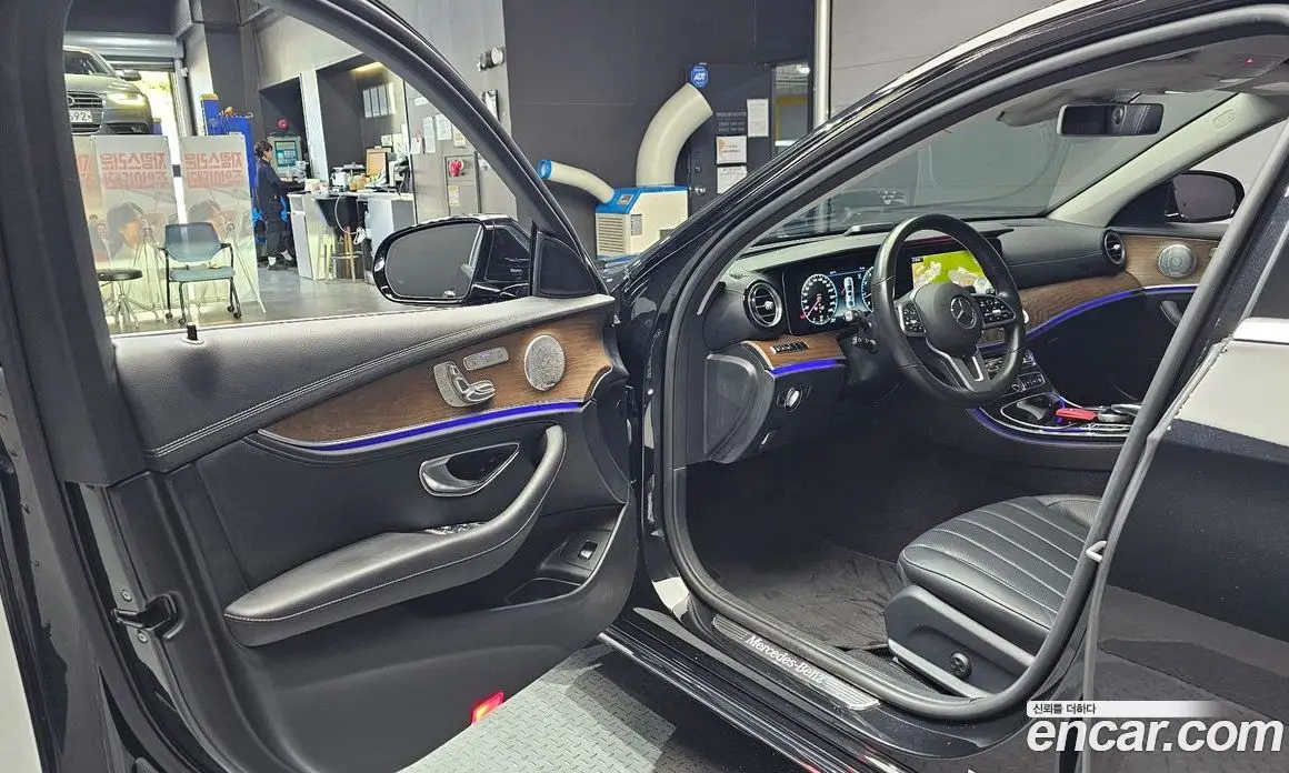 Mercedes-Benz E-Class 2020 2.0 автомат (гидро), фото 13