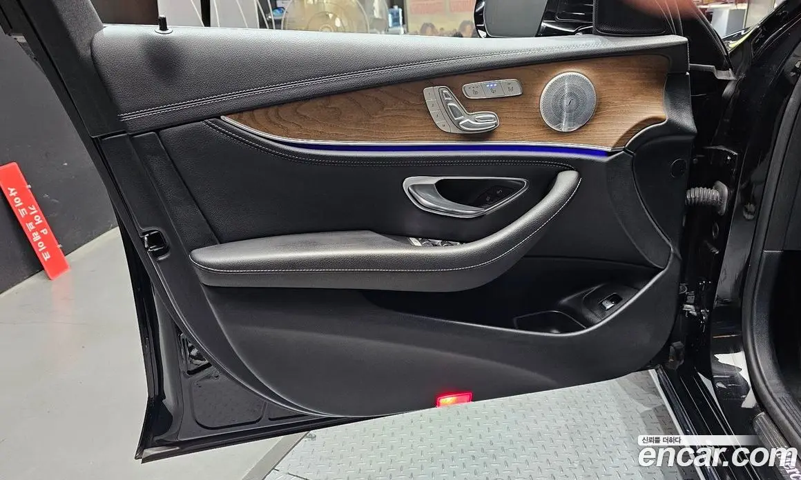 Mercedes-Benz E-Class 2020 2.0 автомат (гидро), фото 14