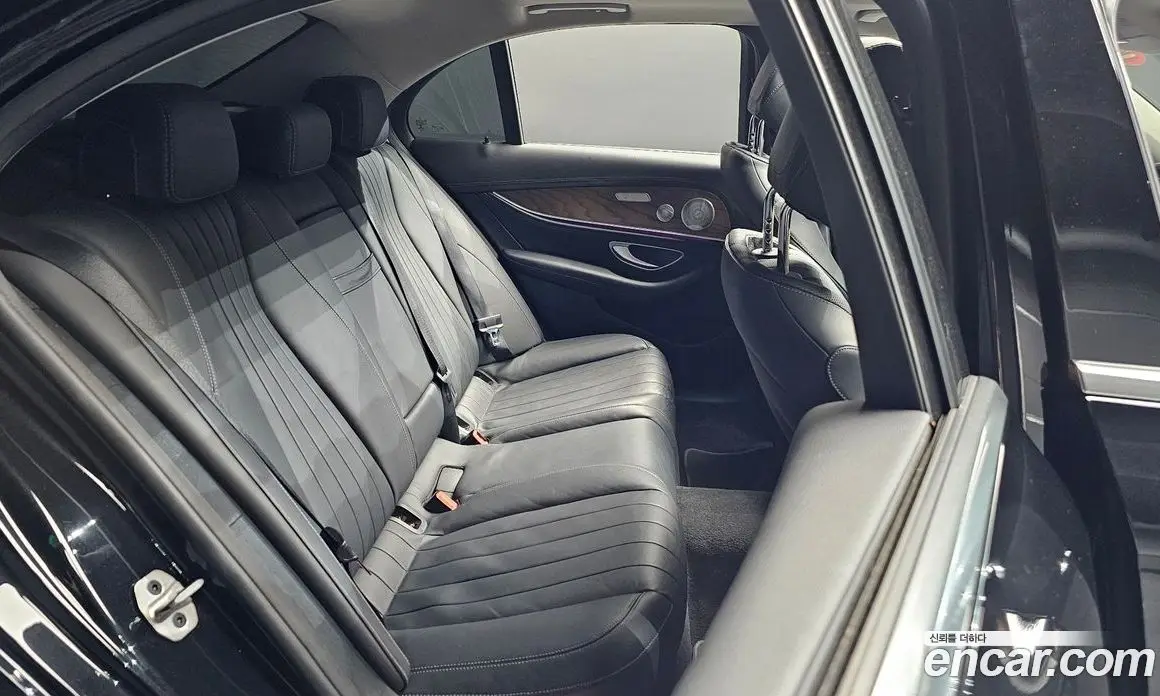 Mercedes-Benz E-Class 2020 2.0 автомат (гидро), фото 17