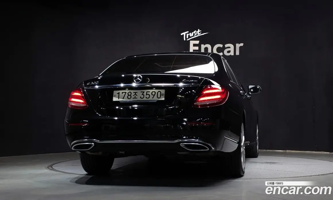 Mercedes-Benz E-Class 2020 2.0 автомат (гидро), фото 4
