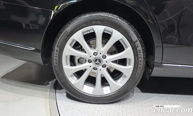 Mercedes-Benz E-Class 2020 2.0 автомат (гидро), миниатюра 5
