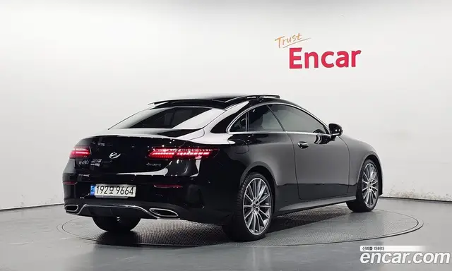 Mercedes-Benz E-Class 2021 3.0 автомат (гидро), миниатюра 2