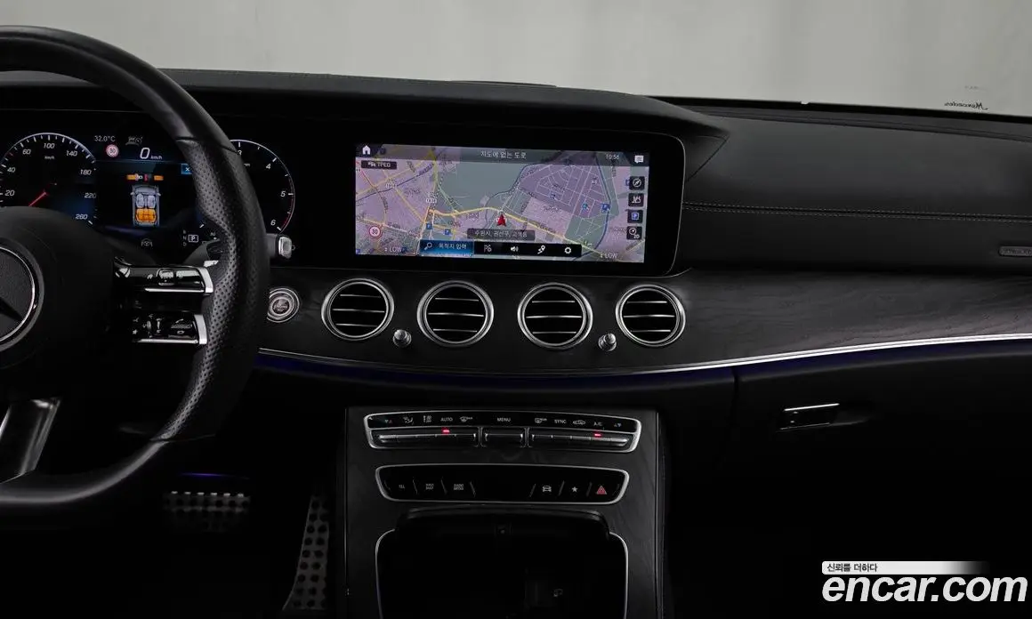 Mercedes-Benz E-Class 2021 1.9 автомат (гидро), фото 20 Mercedes-Benz E-Class 2021 1.9 автомат (гидро), фото 20