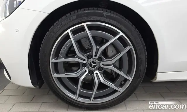 Mercedes-Benz E-Class 2021 1.9 автомат (гидро), миниатюра 5 Mercedes-Benz E-Class 2021 1.9 автомат (гидро), миниатюра 5