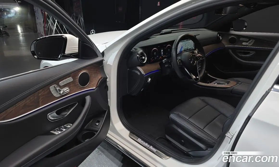 Mercedes-Benz E-Class 2022 2.0 автомат (гидро), фото 13 Mercedes-Benz E-Class 2022 2.0 автомат (гидро), фото 13