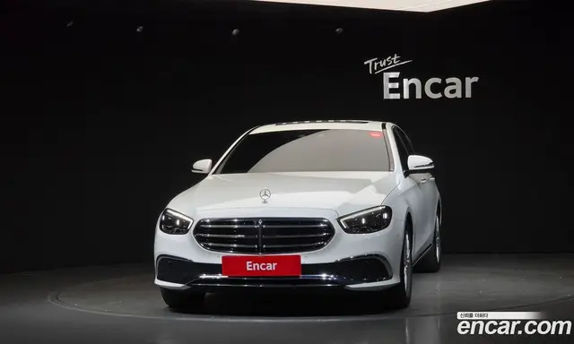 Mercedes-Benz E-Class 2022 2.0 автомат (гидро), миниатюра 3 Mercedes-Benz E-Class 2022 2.0 автомат (гидро), миниатюра 3