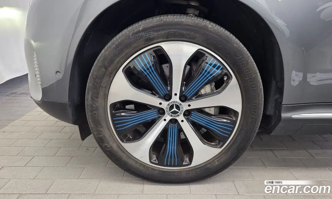 Mercedes-Benz EQC 2020 0.2 автомат (гидро), фото 5