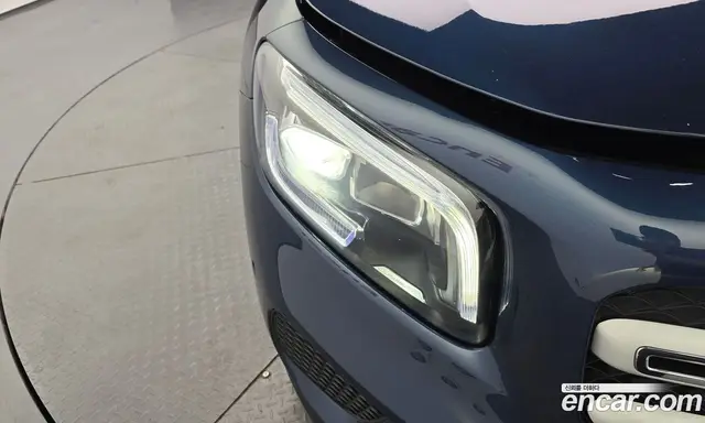 Mercedes-Benz GLB-Class 2021 2.0 автомат (гидро), миниатюра 8