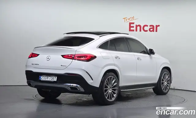 Mercedes-Benz GLE-Class 2023 2.9 автомат (гидро), миниатюра 2