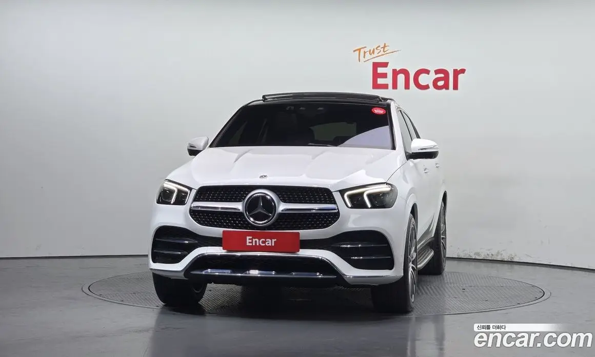 Mercedes-Benz GLE-Class 2023 2.9 автомат (гидро), фото 3