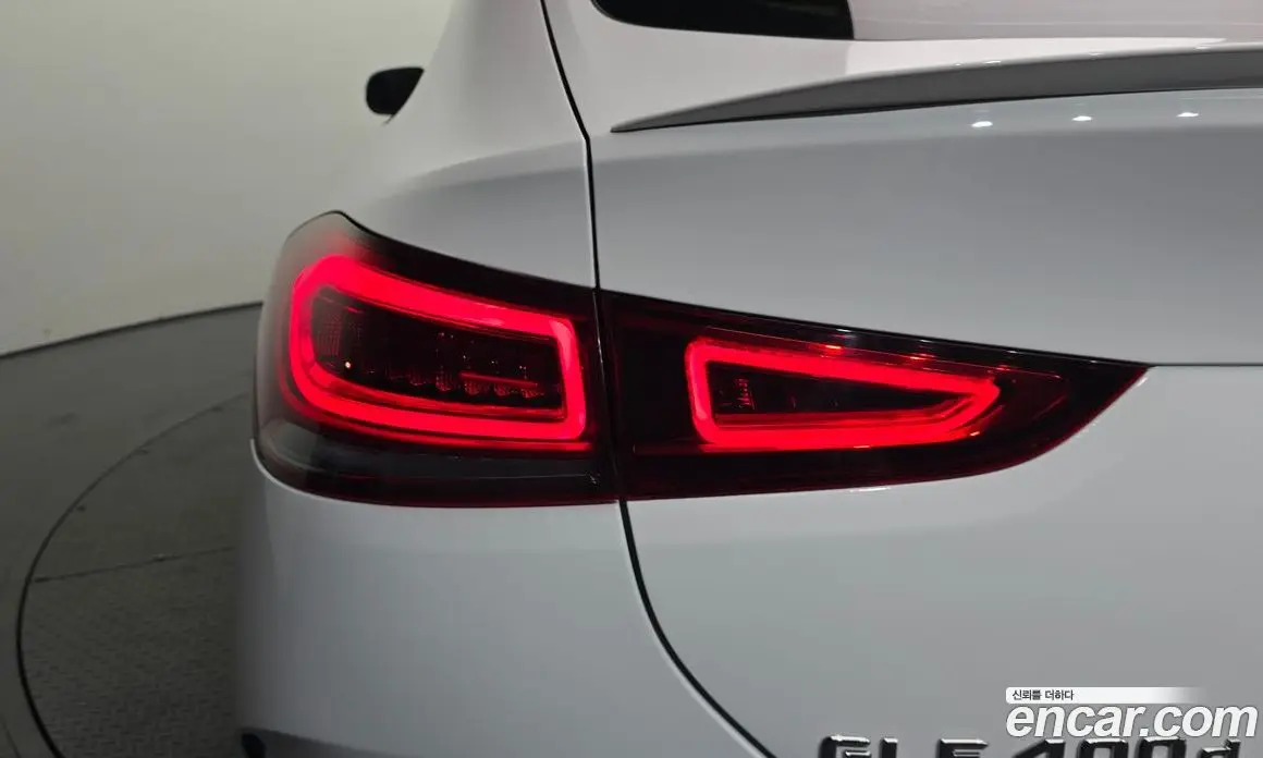 Mercedes-Benz GLE-Class 2023 2.9 автомат (гидро), фото 9