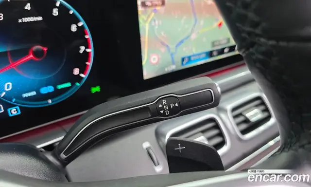 Mercedes-Benz GLE-Class 2023 3.0 автомат (гидро), миниатюра 12