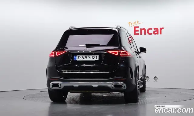 Mercedes-Benz GLE-Class 2023 3.0 автомат (гидро), миниатюра 4