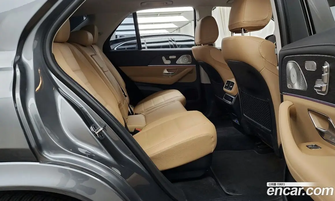Mercedes-Benz GLE-Class 2025 3.0 автомат (гидро), фото 18