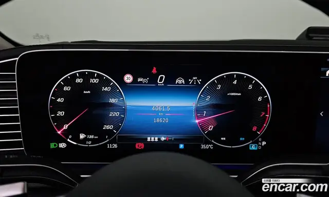 Mercedes-Benz GLE-Class 2025 3.0 автомат (гидро), миниатюра 11