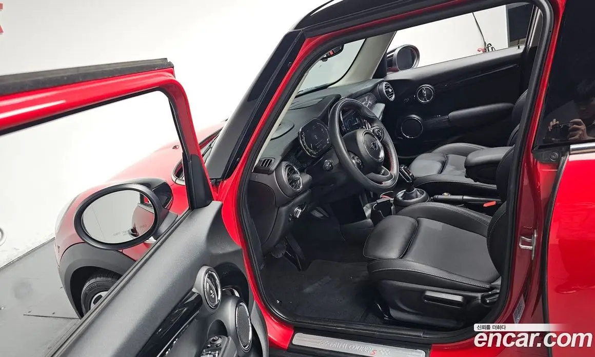 Mini Cooper 2020 2.0 автомат (гидро), фото 12 Mini Cooper 2020 2.0 автомат (гидро), фото 12