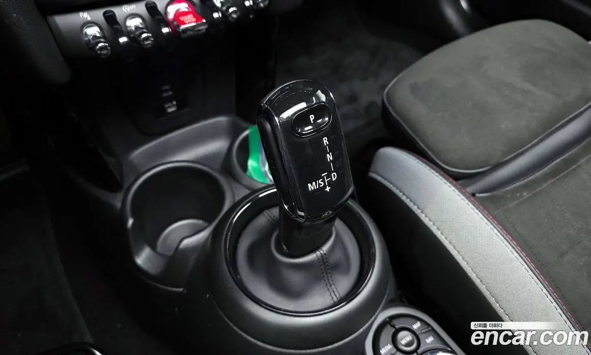 Mini Cooper 2022 2.0 автомат (гидро), фото 12 Mini Cooper 2022 2.0 автомат (гидро), фото 12